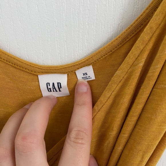 Gap Wrap Dress - Picture 3 of 3